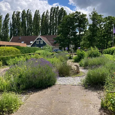 Elzentuin Apartmán *